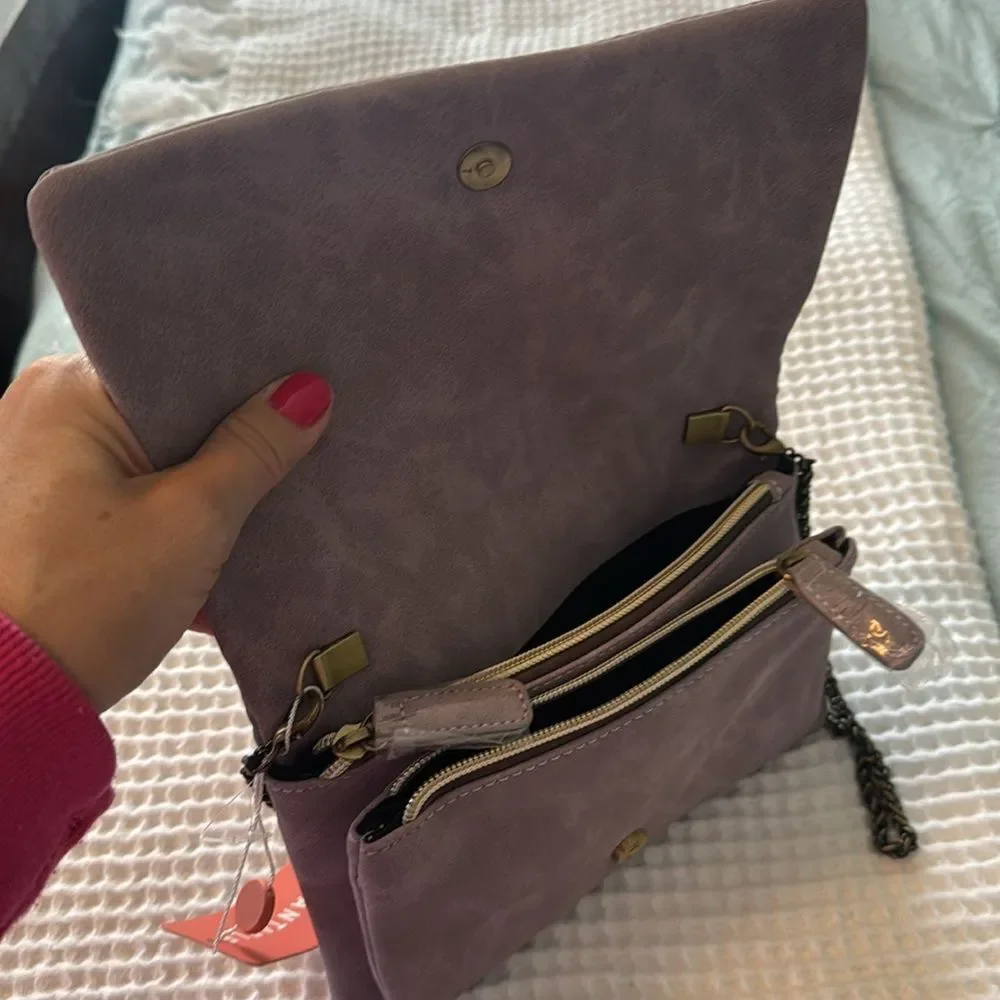 Street Level NWT Purple Faux-Suede Crossbody Bag - Picture 4 of 8